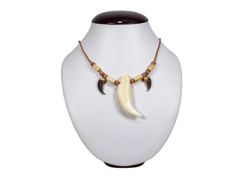 Black Bear Tooth and Coyote Claw Necklace (560-Q21T)