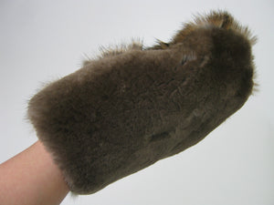 Small Sheared Beaver & Rabbit Fur Massage Mitt (695-10-G2548)