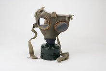 Gas Mask with a Bag (1186-10-G1293)